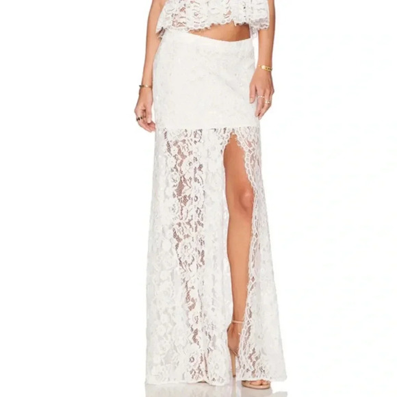 ALEXIS NWT Micah Maxi Lace Skirt Slit Front Mermaid - Picture 3 of 11